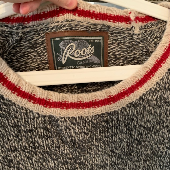 Roots Will Sweater - Picture 2 of 3